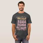 RECYCLEN HERNIEUW HERDENK 2023 T-SHIRT (Voorkant volledig)