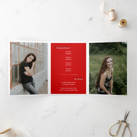 Red 5-Photo Fun Boxes Afstuderen Drieluik Uitnodiging (Binnen)