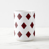 Red and Black Geometric Diamond Pattern Modern Tot Magische Mok (Midden)