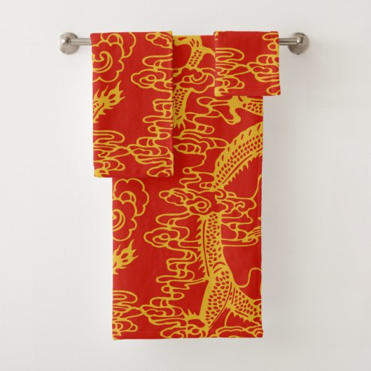 Red and Gold Chinese Dragon Pattern Bad Handdoek (Insitu)