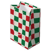 Red and Green Retro Holiday Check Pattern Medium Cadeauzakje (Voorkant Gekanteld)
