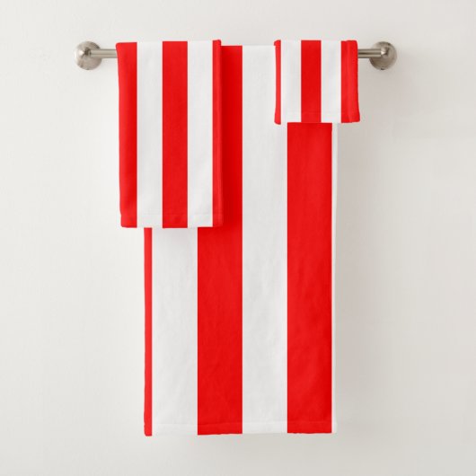 Red and White Cabana Stripes  (En situation)