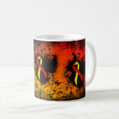 Red and Yellow Awareness Ribbon Grunge Heart Coffe Koffiemok (Voorkant rechts)