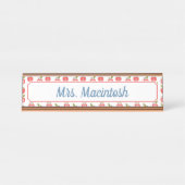 Red Apple & Heart Pattern Personalized Teacher Bureau Naambordje (Voorkant)