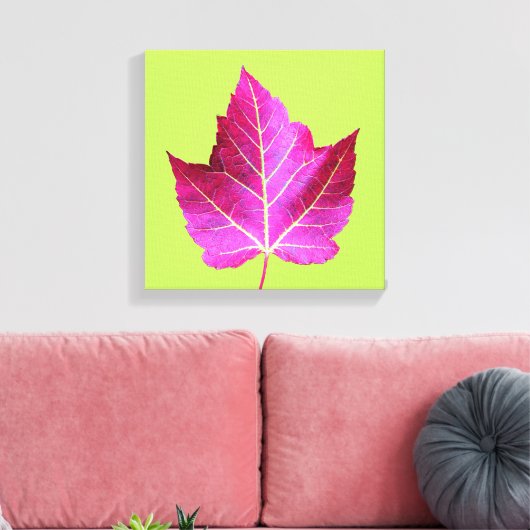 Red Autumn Maple Leaf on Green Background Canvas Afdruk (Insitu (Woonkamer))