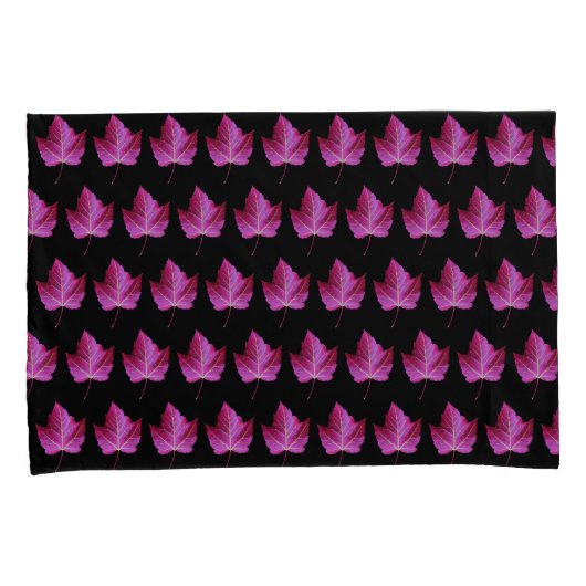 Red Autumn Maple Leaf Pattern on Black Floral Kussensloop (Voorkant-Rechts)