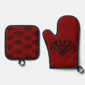 Red Bat Patterned Oven Mitt and Pot Holder Set (Voorkant)