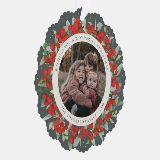 Red Berries + Eucalyptus Christmas Wreath Photo Ornament Kaart (Rechts)
