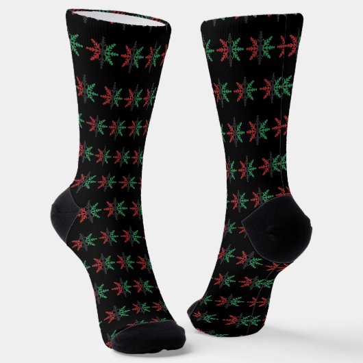 Red Black Green Snowflake Pattern Kwanzaa Sokken (Gebogen)
