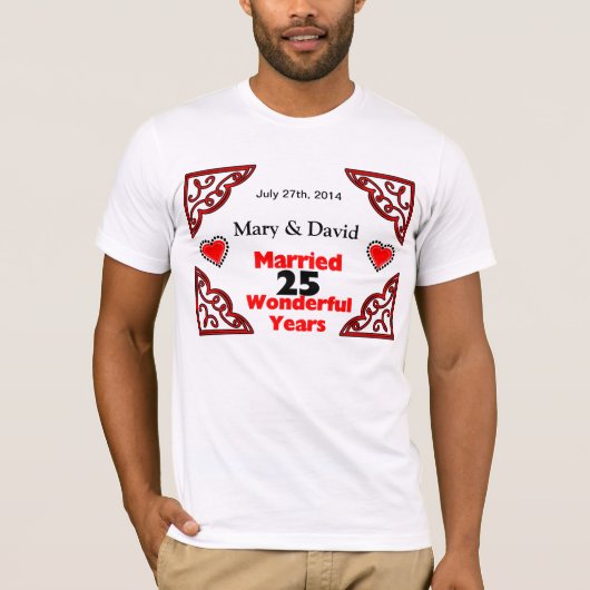 Red Black Hearts Namen & Datum 25 jaar Jubileum T-shirt (Voorkant)