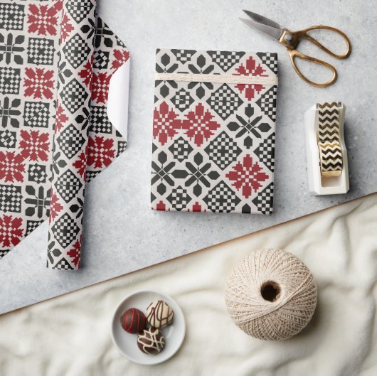 Red Black White Geometric Folk Pattern Cadeaupapier (Crafts)