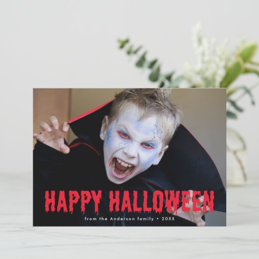 Red Blood Drives Happy Halloween Foto Feestdagenkaart (Staand voorkant)