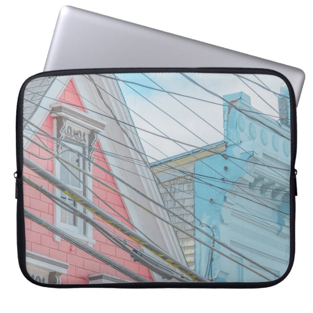 RED BRICK HOUSE LAPTOP SLEEVE (Voorkant)