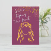 Red Bride to be Girl Bachelorette Party Invitation Kaart (Staand voorkant)