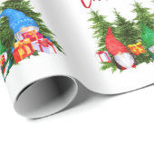 Red Brush Script Kerst Waterverf Gnomes Trees Cadeaupapier (Rol Hoek)