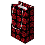 Red Bullseye Black Gift Bag Klein Cadeauzakje (Achterkant Gekanteld)
