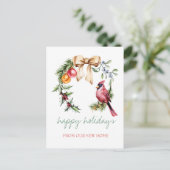 Red Cardinal Holly Berry Vakantie Aankondigingskaart (Staand voorkant)