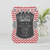 Red Chalkboard Chevron Baby shower Invite Kaart (Staand voorkant)