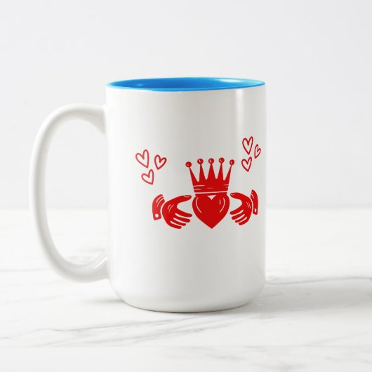 Red Claddagh Ring Coffee Mug (Gauche)