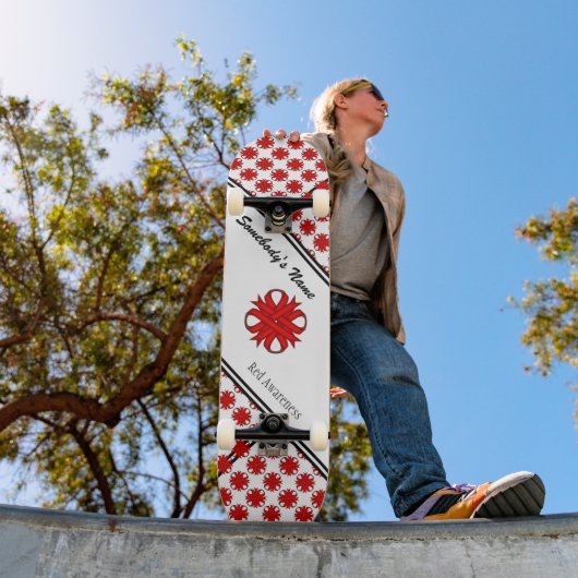 Red Clover Ribbon door Kenneth Yoncich Skateboard (Buiten 1)