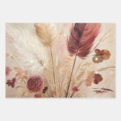 Red Cream Boho Feather Floral Inpakpapier Vel (Voorkant)