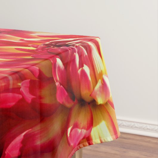 Red Dahlia Flower Abstract Natuur Pattern Tafelkleed (Voorbeeld)