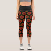 Red Daisy sur Arrière - plan noir Capri Leggings (Recto)