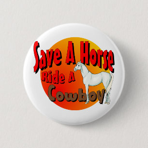 Red een paard met een cowboy ronde button 5,7 cm