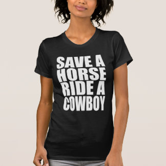 Red een paard met een cowboy t-shirt