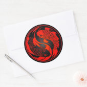 Red en Black Yin Yang Koi Fish Ronde Sticker (Envelop)