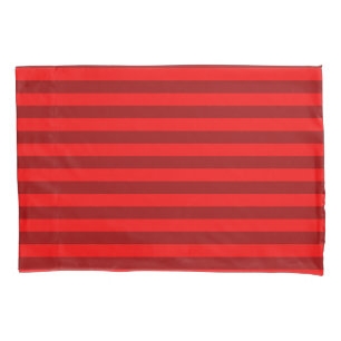Red en Maroon Stripes Design Kussensloop