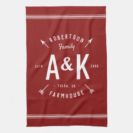Red Farmhouse Arrow Monogram | bewerkbare kleuren Theedoek (Verticaal)