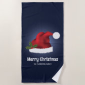 Red Festive Santa Hat op blauw met aangepaste teks Strandlaken (Voorkant)