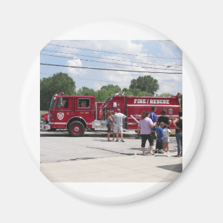 Red Fire Truck Magneet