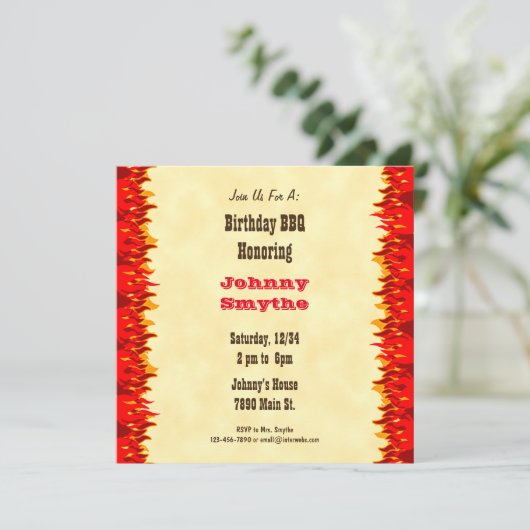 Red Flames Editable BBQ Cookout Square Invitation Kaart (Staand voorkant)