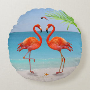 Red Flamingo Couple & Palm Leaf op de strand Rond Kussen