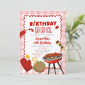 Red Gingham Birthday BBQ invitation (Debout devant)