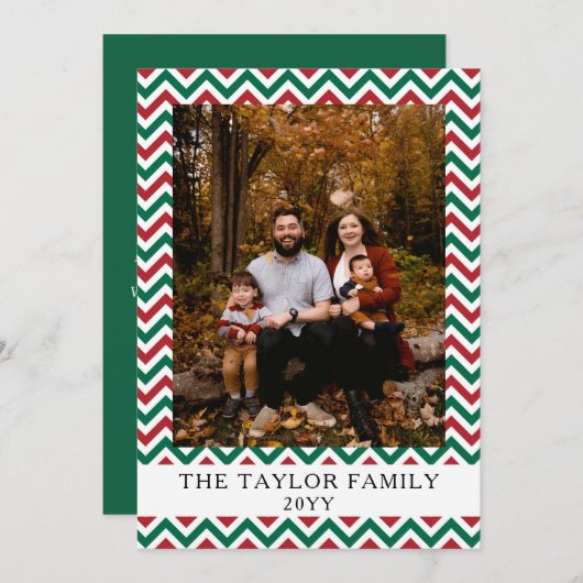 Red Green Zig Zag Family Holiday Photo Feestdagenkaart (Voorkant / Achterkant)