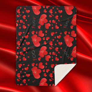 Red Hearts Infinity Initialen Monogram op zwart Sherpa Deken