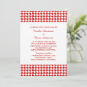Red Houndstooth Wedding Invite Kaart (Staand voorkant)