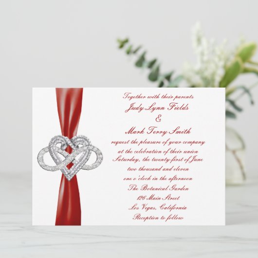 Red Infinity hart bruiloft uitnodiging (Staand voorkant)