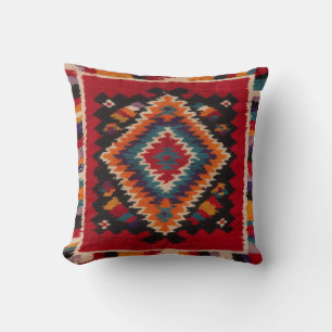 Red Kilim Kussens UK: Traditioneel ontwerp met mod