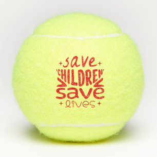 Red kinderen, red levens tennisballen