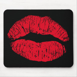 Red Kissons Lips op Black Muismat
