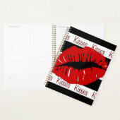 Red Lips Kisses Stried Day Planner Calendrier (Devant avec enveloppe)
