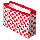 Red Love Heart Pattern op wit Groot Cadeauzakje (Voorkant Gekanteld)