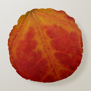 Red Maple Leaf Abstracte Autumn Natuur Fotografie Rond Kussen