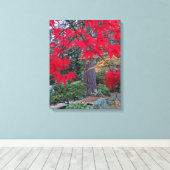 Red Maple Leaves in a Japanese Garden Canvas Afdruk (Insitu (Houten vloer))