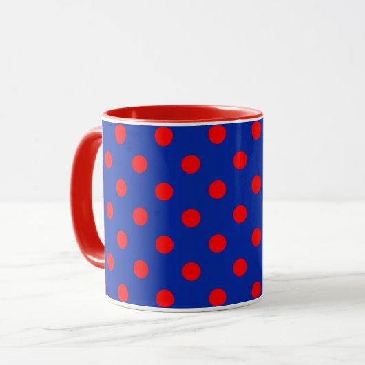 Red On Blue Polka Dots Pattern Design  Mok (Voorkant links)