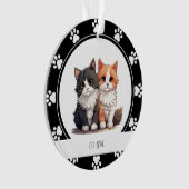 Red Paw Prints Kattennaam Ornament (voorkant)